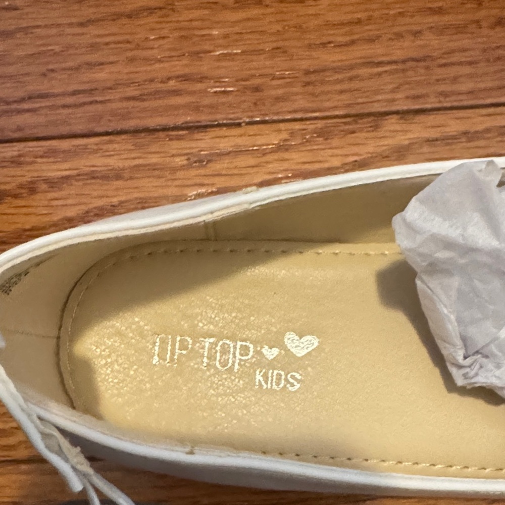 White Dress Shoes for girls size 13 - Picture 2 of 7